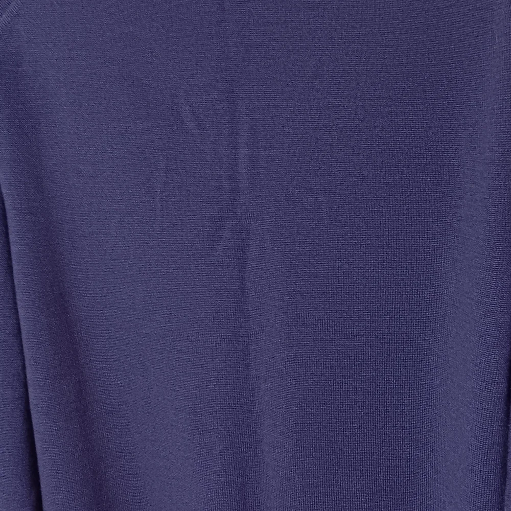 Black Brown 1826 M Made it Italy Merino Wool v-neck sweater purple
